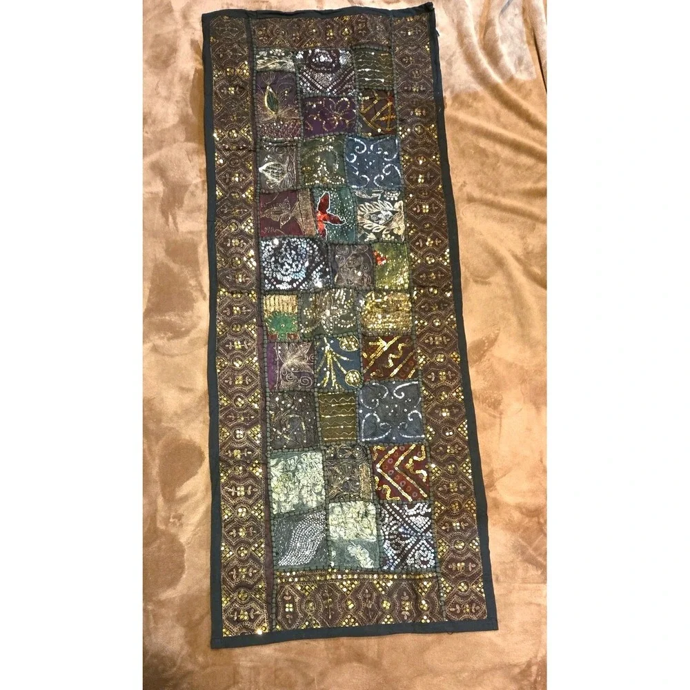 Table Runner Topper Wall Hanging Decor Made in India Quilted Sequined‎ Artisan